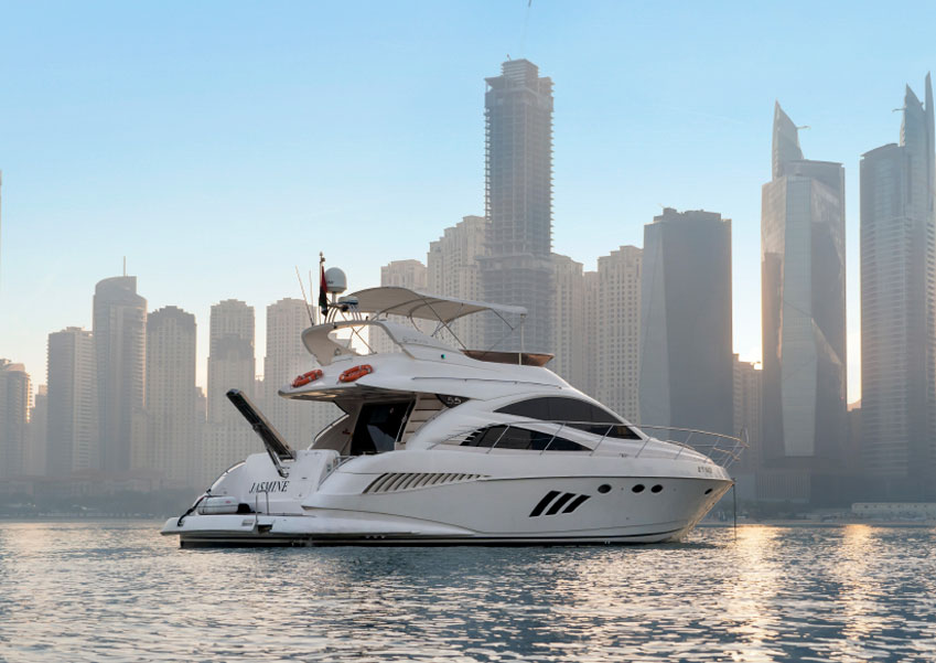yacht-15.4