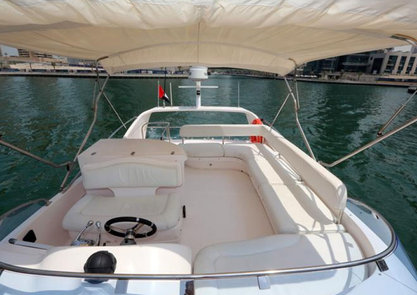 yacht-17.3
