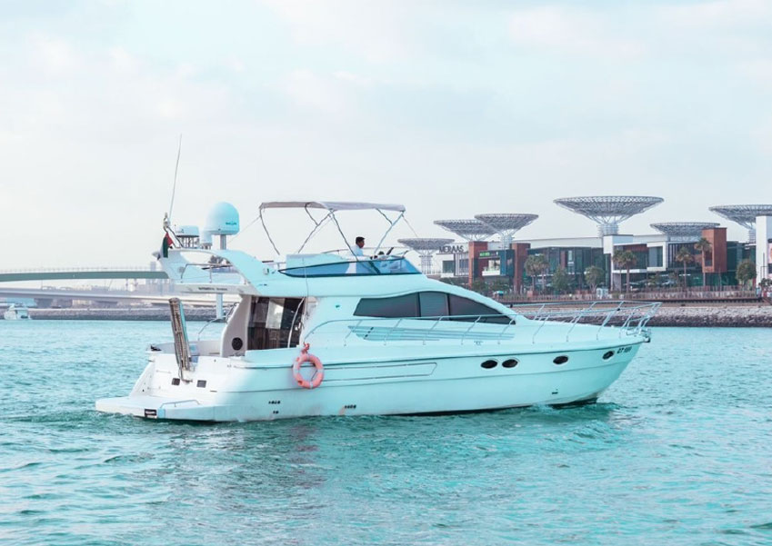 yacht-18.1